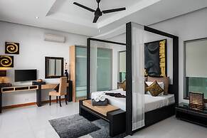 Crystal Pool Villa
