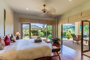 Aster Pool Villa