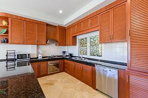 Aster Pool Villa