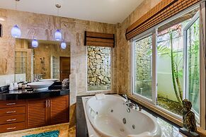 Aster Pool Villa