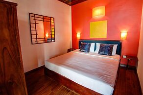 Mad Monkey Phnom Penh - Hostel