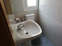 Hostal River