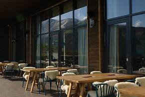 Gudauri Lodge