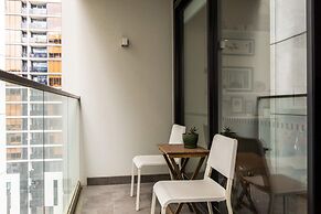 Eclectic 1 Bedroom South Yarra Hideaway