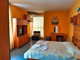 Perla Apartments