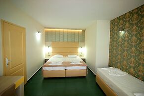 Perla Apartments
