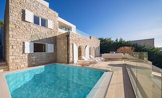 Luxury Villa Dance Forever with Pool
