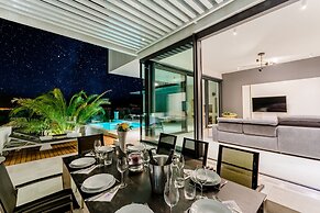 Luxury Villa Luna with Swimming Pool