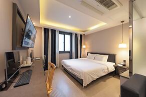Hotel Button