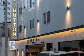 Hotel Button