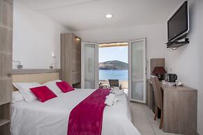 Hôtel et Résidence Ta Kladia - Omigna