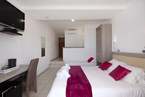 Hôtel et Résidence Ta Kladia - Omigna