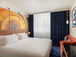 Pullman Budapest