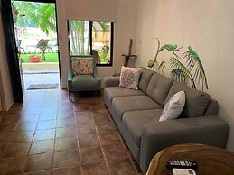 La Sirena Playa Jaco Hotel
