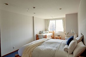 Canopy Cortina Lodge
