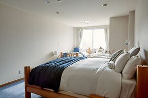 Canopy Cortina Lodge