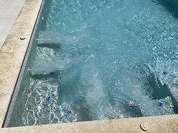 Movida Inn Aruba