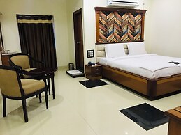 NAVEED RESIDENCY