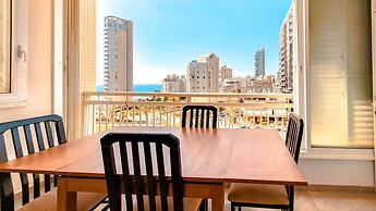 Charming 3bdr apt with sea view B5