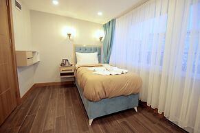 Hira Hotel