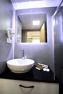 Hira Hotel