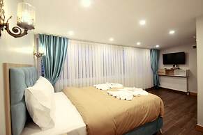 Hira Hotel