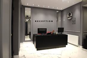 Hira Hotel