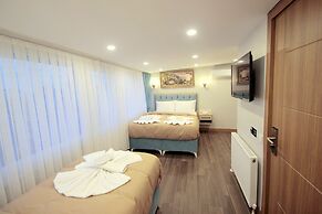 Hira Hotel