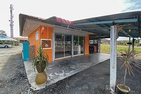 OYO 90168 Serambi Pelangi Chalet