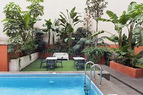 Enjoybcn Patio de Gala Apartments