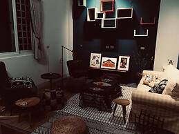 Read Nice House