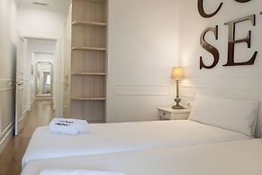Enjoybcn Coliseum Apartments