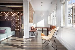 Enjoybcn Coliseum Apartments