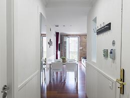 Enjoybcn Gaudi Apartments
