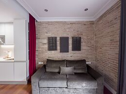 Enjoybcn Gaudi Apartments