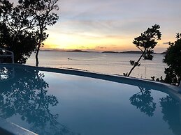 Pearl Bay Villas