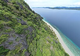 Pearl Bay Villas