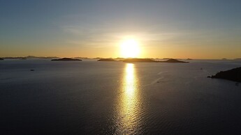Pearl Bay Villas