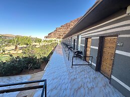 Sharah Luxury Camp