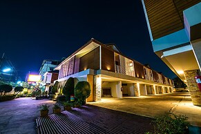 Bangsean Hotel