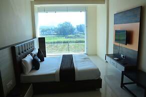 Hotel  Savera Palace