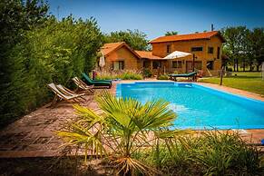 Hotel de campo granja el aromo