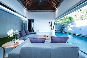 Villa DeDayuh Seminyak