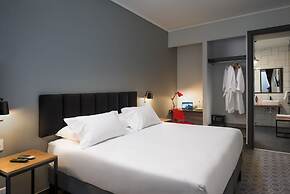 The Pop Hotels