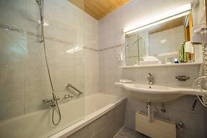 Hotel Cresta