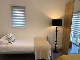 Roath Retreat