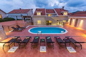 Villa Molunat
