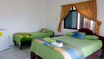 Hostal los Delfines