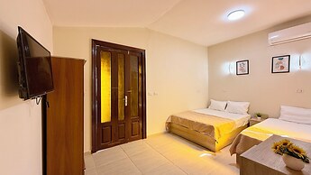Bella Casa Hostel