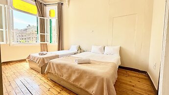 Bella Casa Hostel